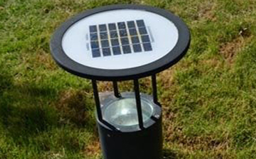 别墅庭院氛围营造：前海街道草坪灯选型与布光技巧